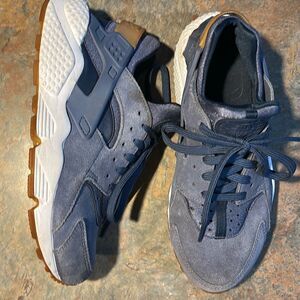 NIke Air Huarache Run SD Diffused Blue Sneakers Woman’s 7.5
